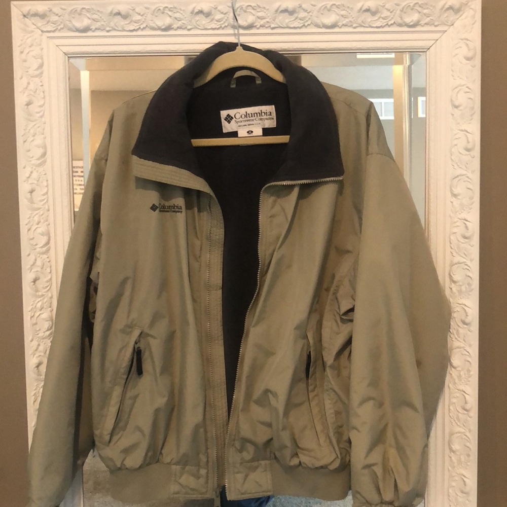 M Men’s Columbia Green/Tan Jacket